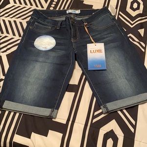 Luxe Bermuda shorts